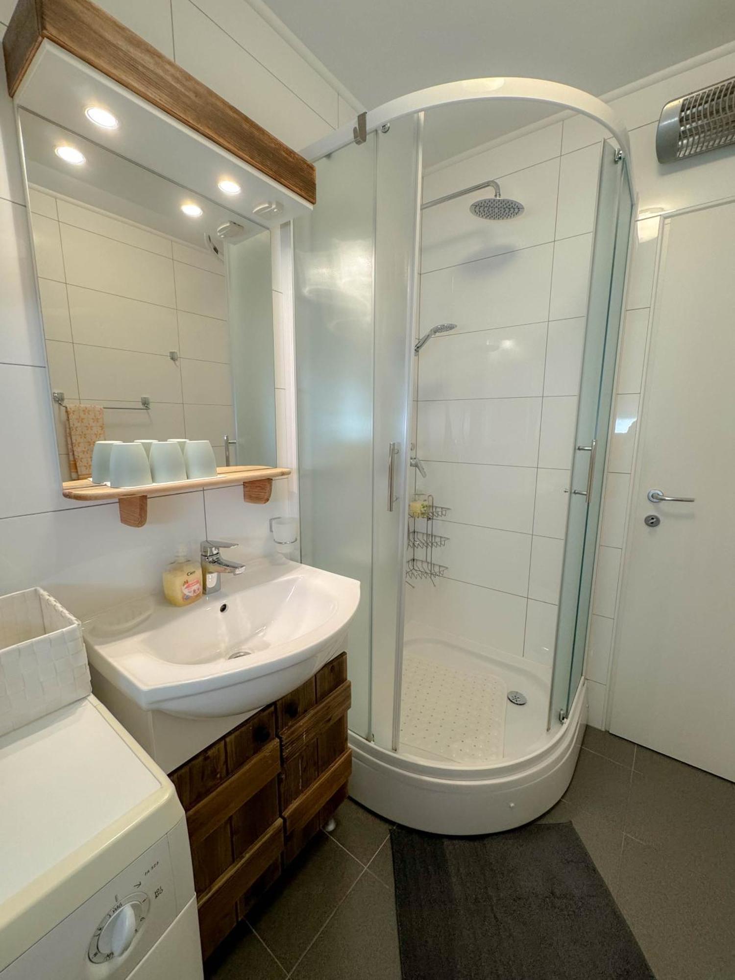 Apartment Romeo Crikvenica Buitenkant foto